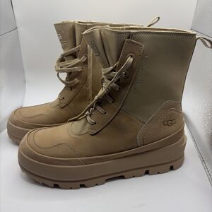 UGG LUG Sand Lace Up Mid Calf Chunky Sole Logo Combat Platform Boots Size 8